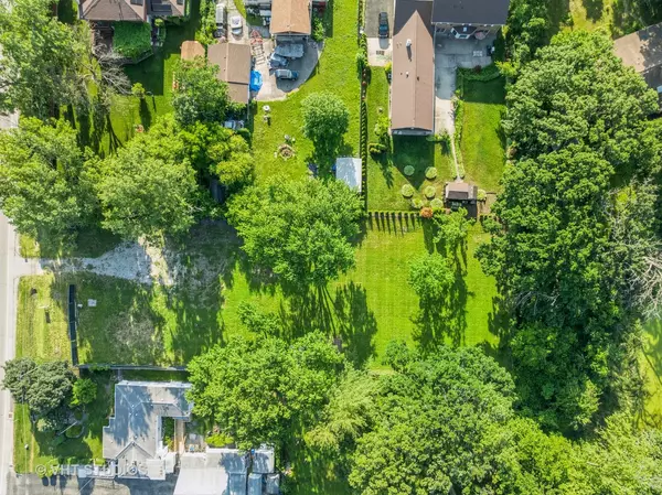 Des Plaines, IL 60016,9517 W Central Road