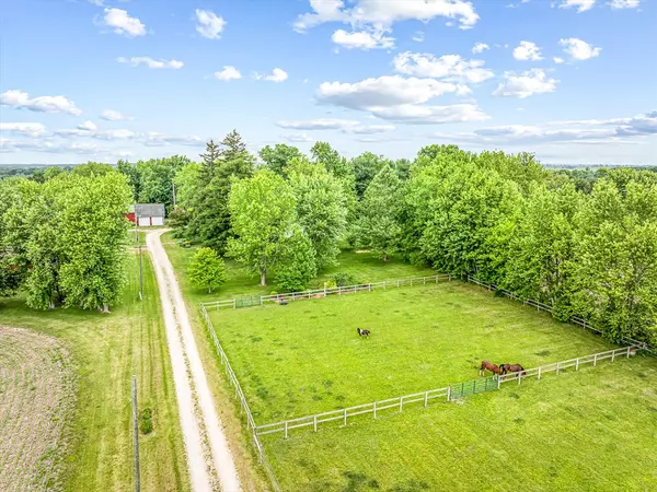 Caledonia, IL 61011,466 Quail Trap Road