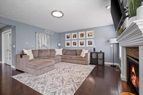 Normal, IL 61761,2321 Corrigan Way