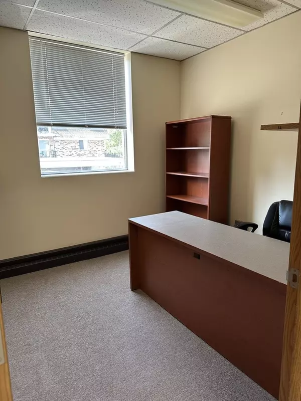 Aurora, IL 60506,444 W Galena Boulevard