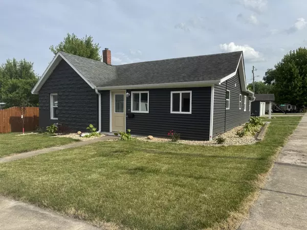 Oglesby, IL 61348,401 E 1st Street