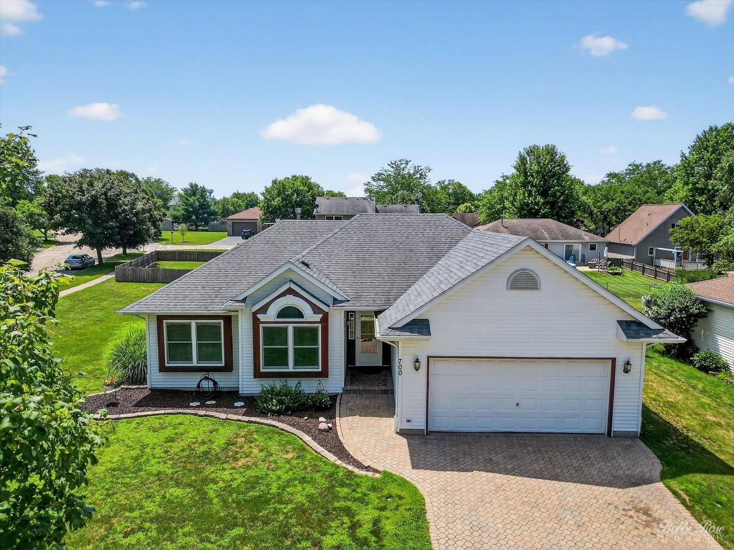 Genoa, IL 60135,700 COTTONWOOD Circle