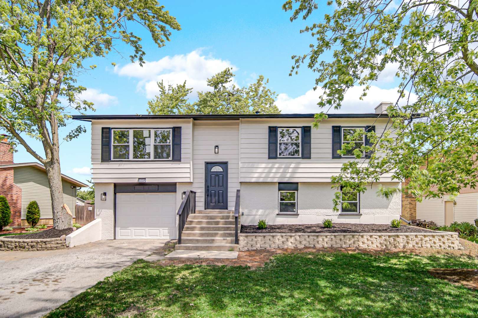 Richton Park, IL 60471,5234 Riverside Drive