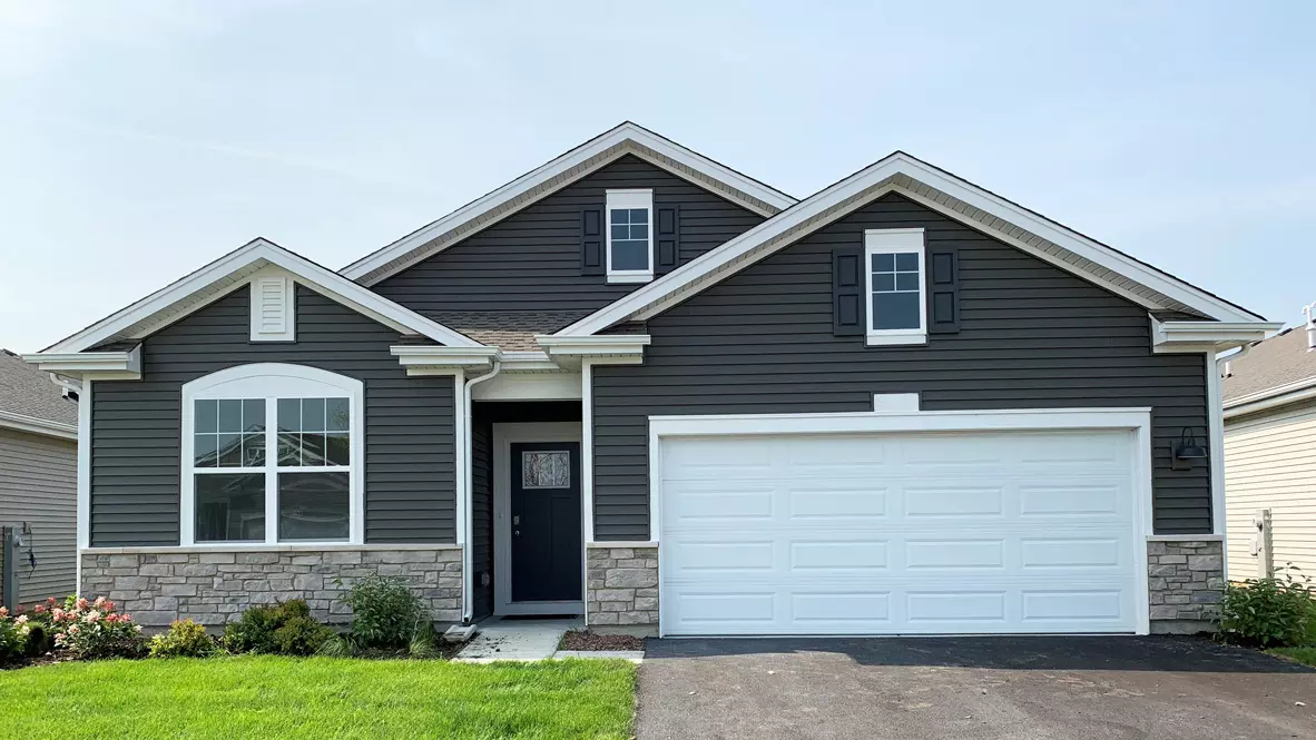 Pingree Grove, IL 60140,870 Mesa Lane