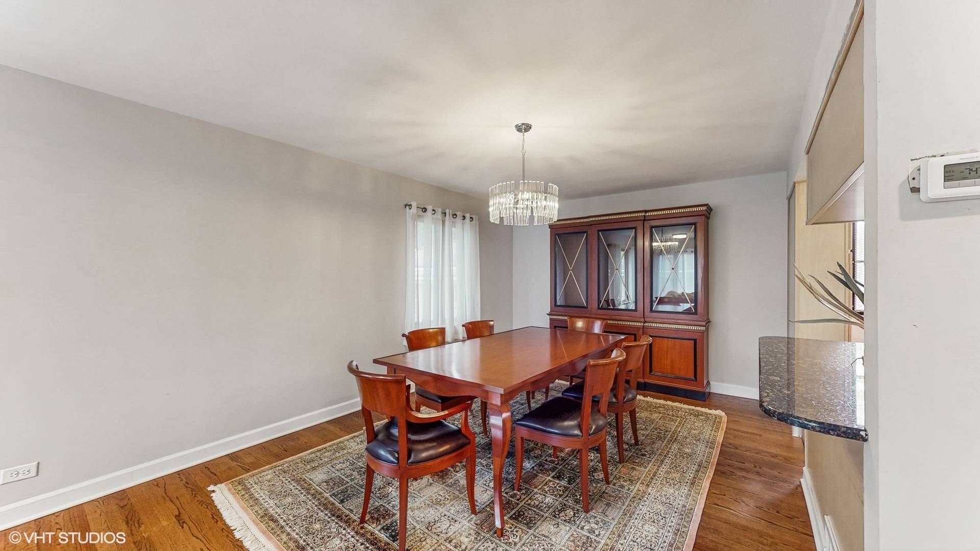 Lincolnwood, IL 60712,4266 W Pratt Avenue