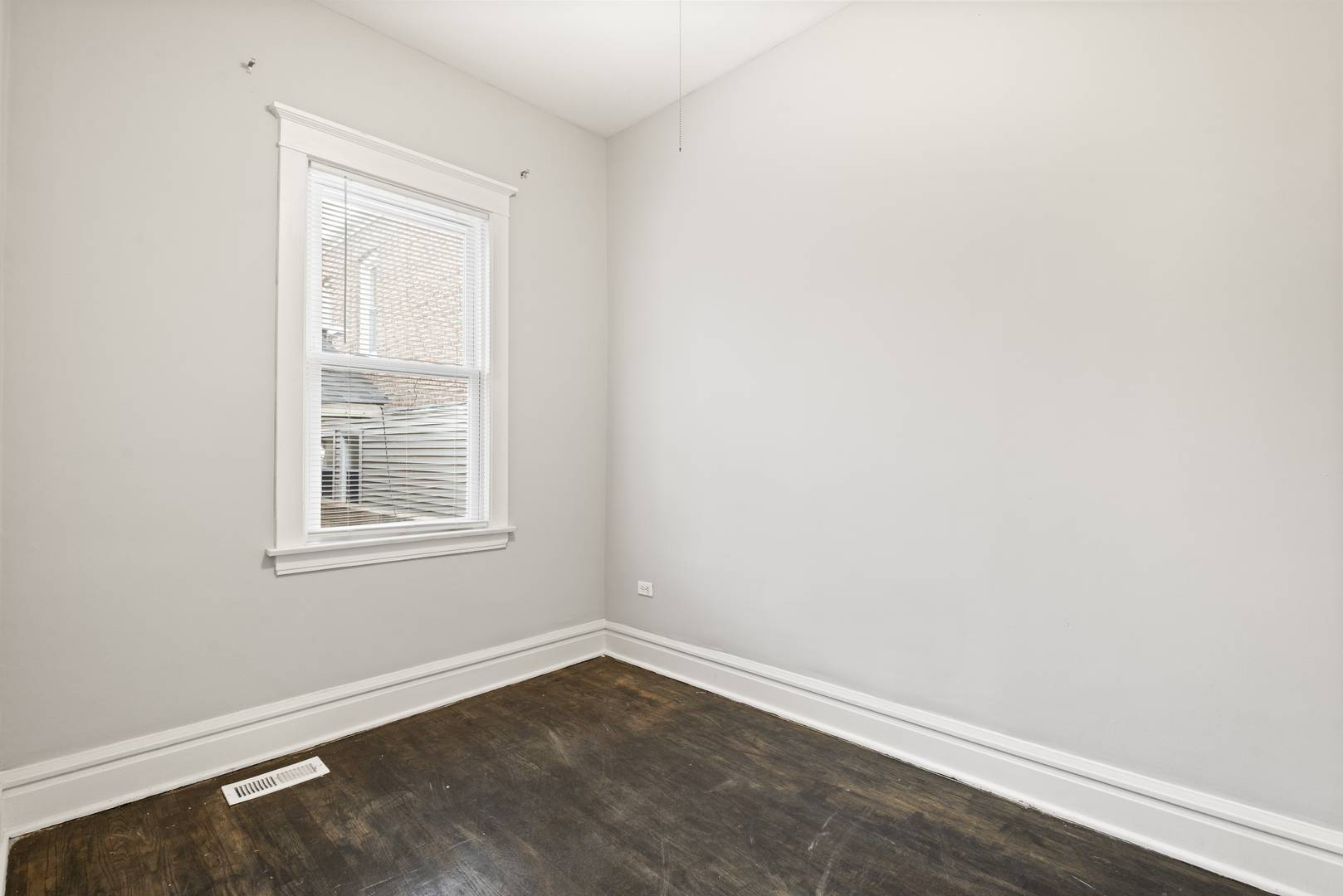 Chicago, IL 60608,2713 W 24th Place