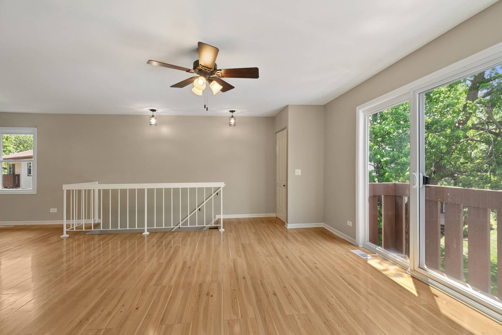 Frankfort, IL 60423,7724 W Douglas Court