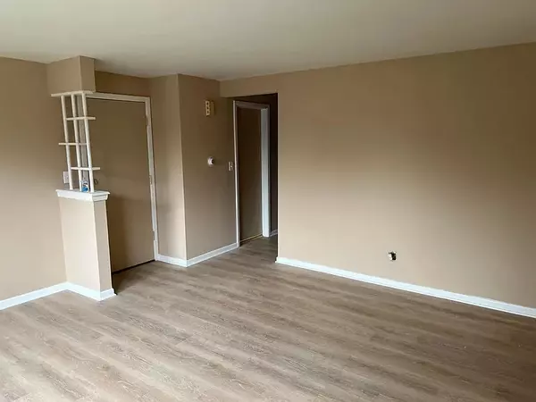 Broadview, IL 60155,2032 S 13th Avenue