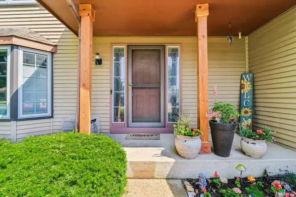 Mchenry, IL 60050,5506 W Chasefield Circle
