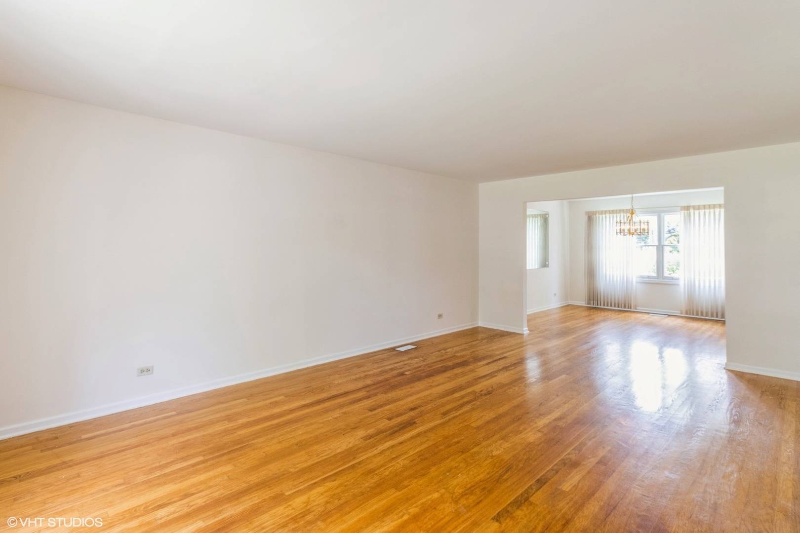Mount Prospect, IL 60056,1612 N Burning Bush Lane