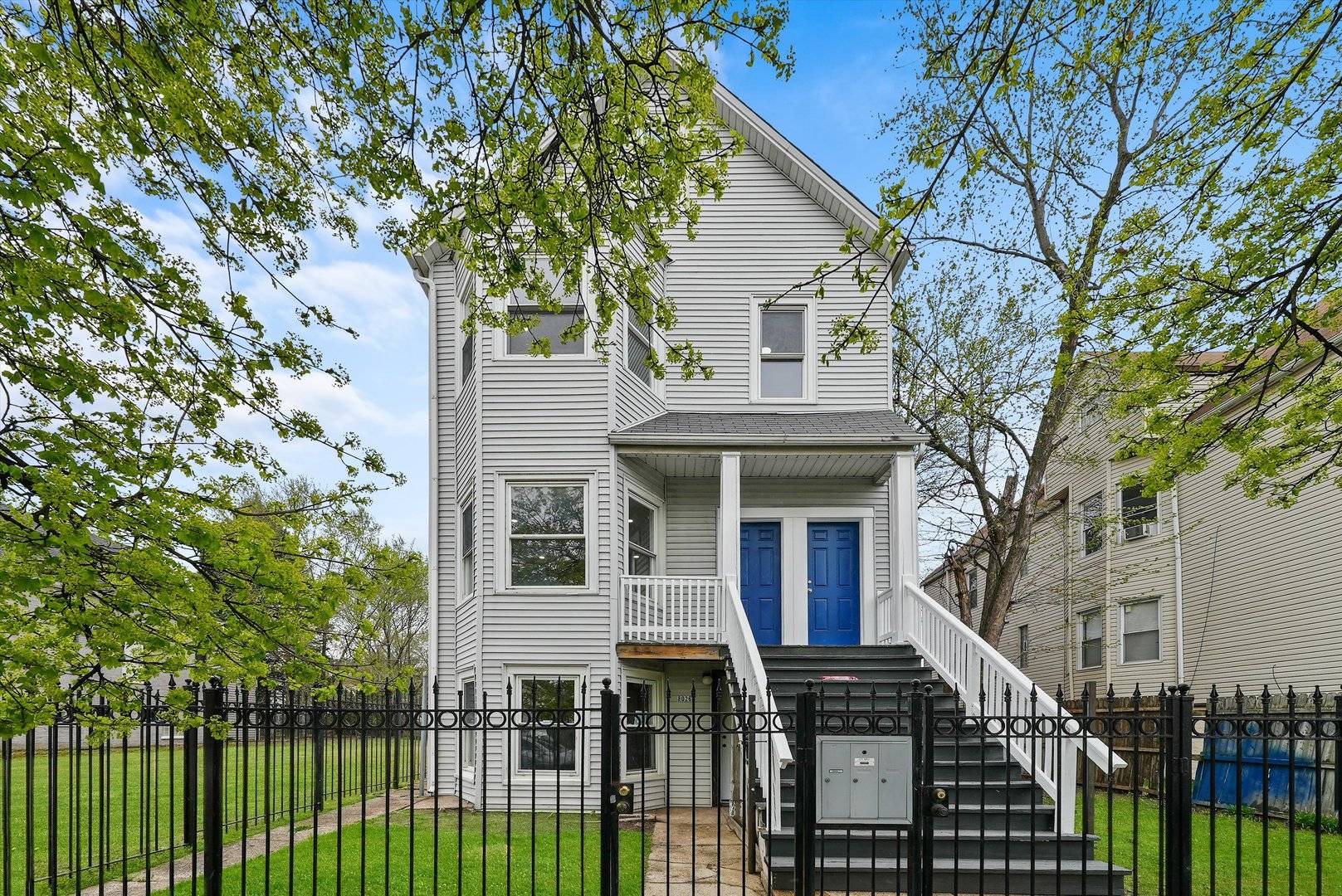 8026 S Coles Avenue #1-G, Chicago, IL 60617