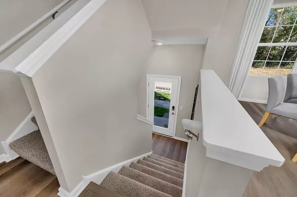 Bartlett, IL 60103,1378 Foxglove Drive