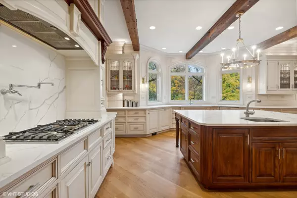 Naperville, IL 60540,8S223 Derby Drive