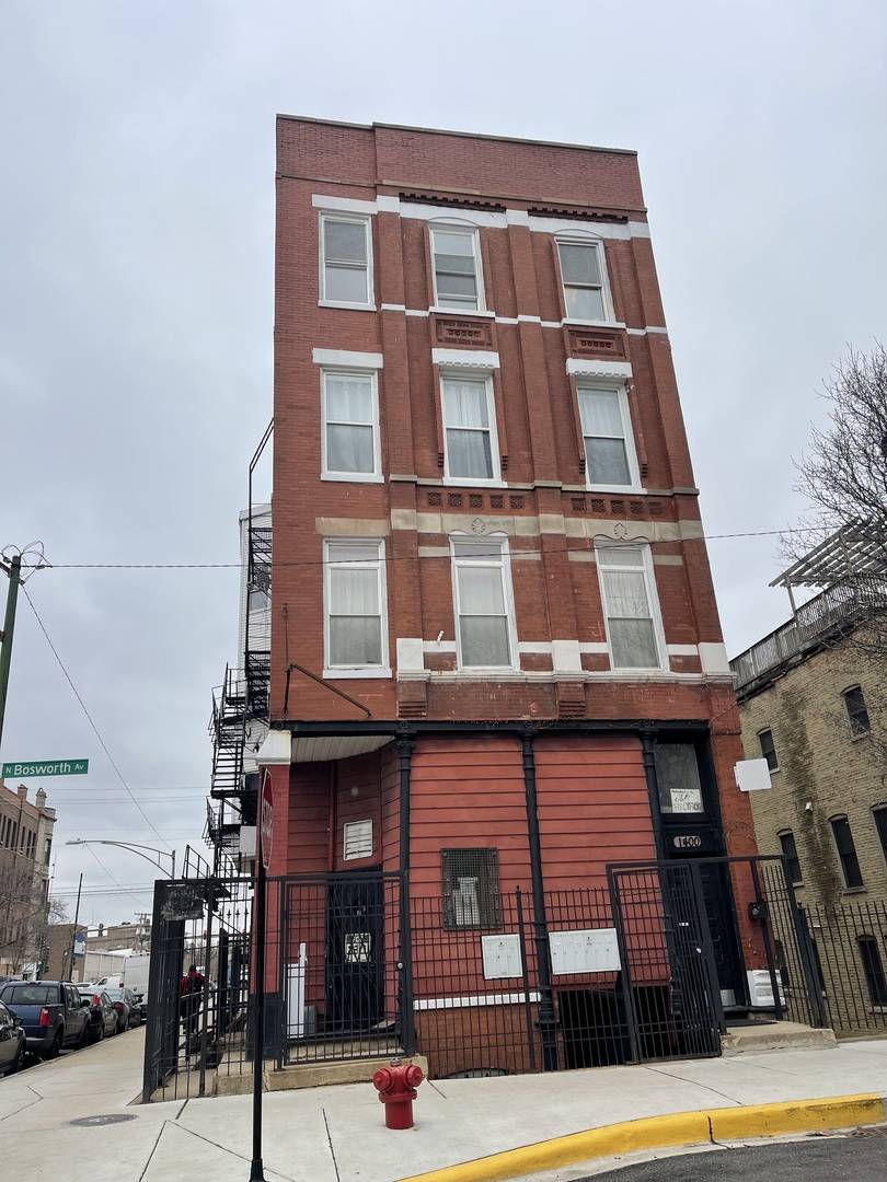 1400 N Bosworth Avenue #3R, Chicago, IL 60642
