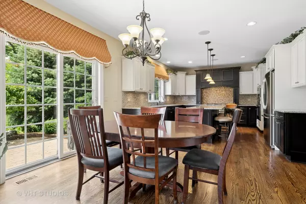 Cary, IL 60013,605 Red Cypress Drive