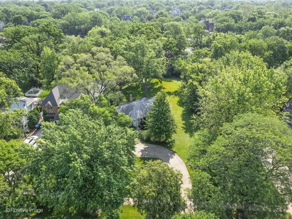 Clarendon Hills, IL 60514,241 Coe Road