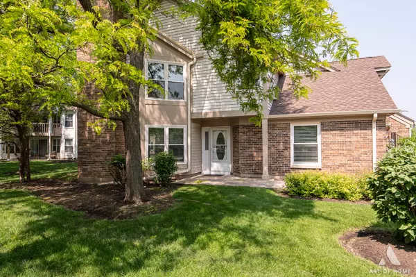 Buffalo Grove, IL 60089,61 Willow Parkway
