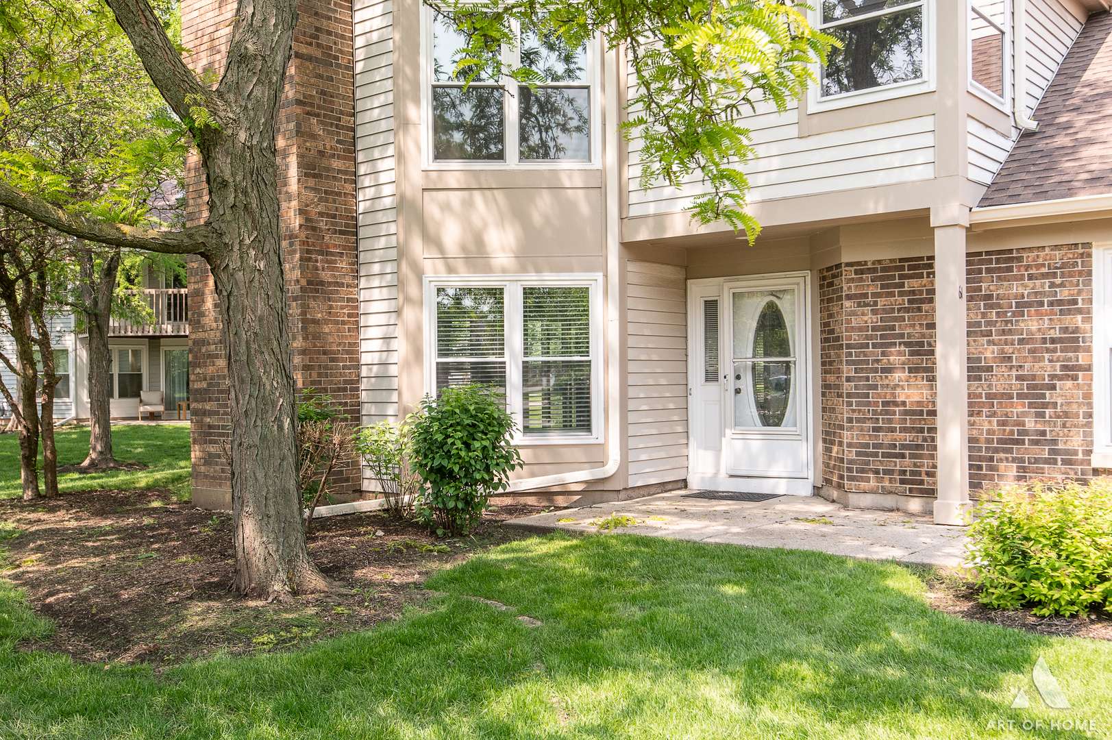 Buffalo Grove, IL 60089,61 Willow Parkway