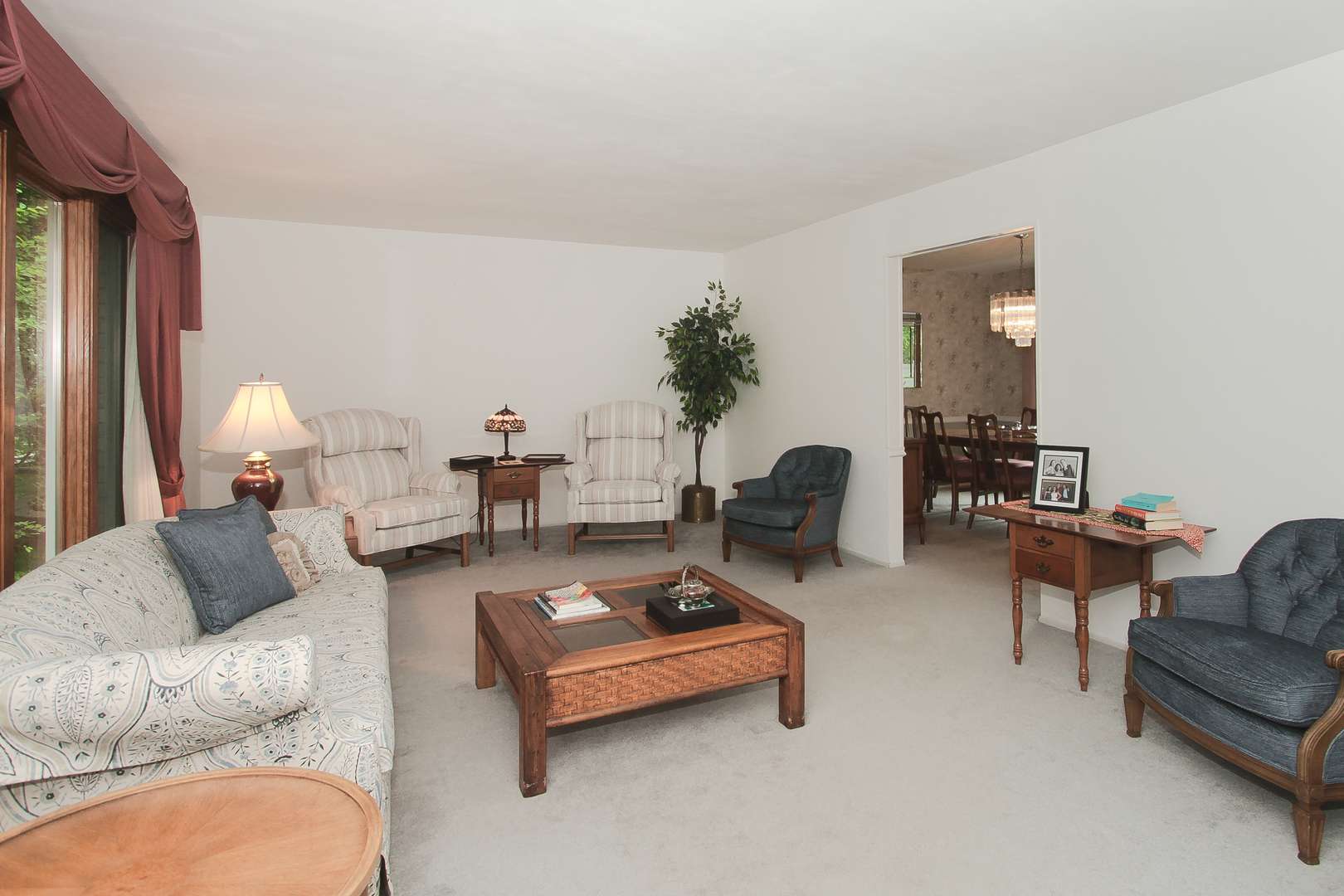 Libertyville, IL 60048,1119 Regency Lane