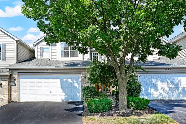 3211 Foxridge Court, Woodridge, IL 60517