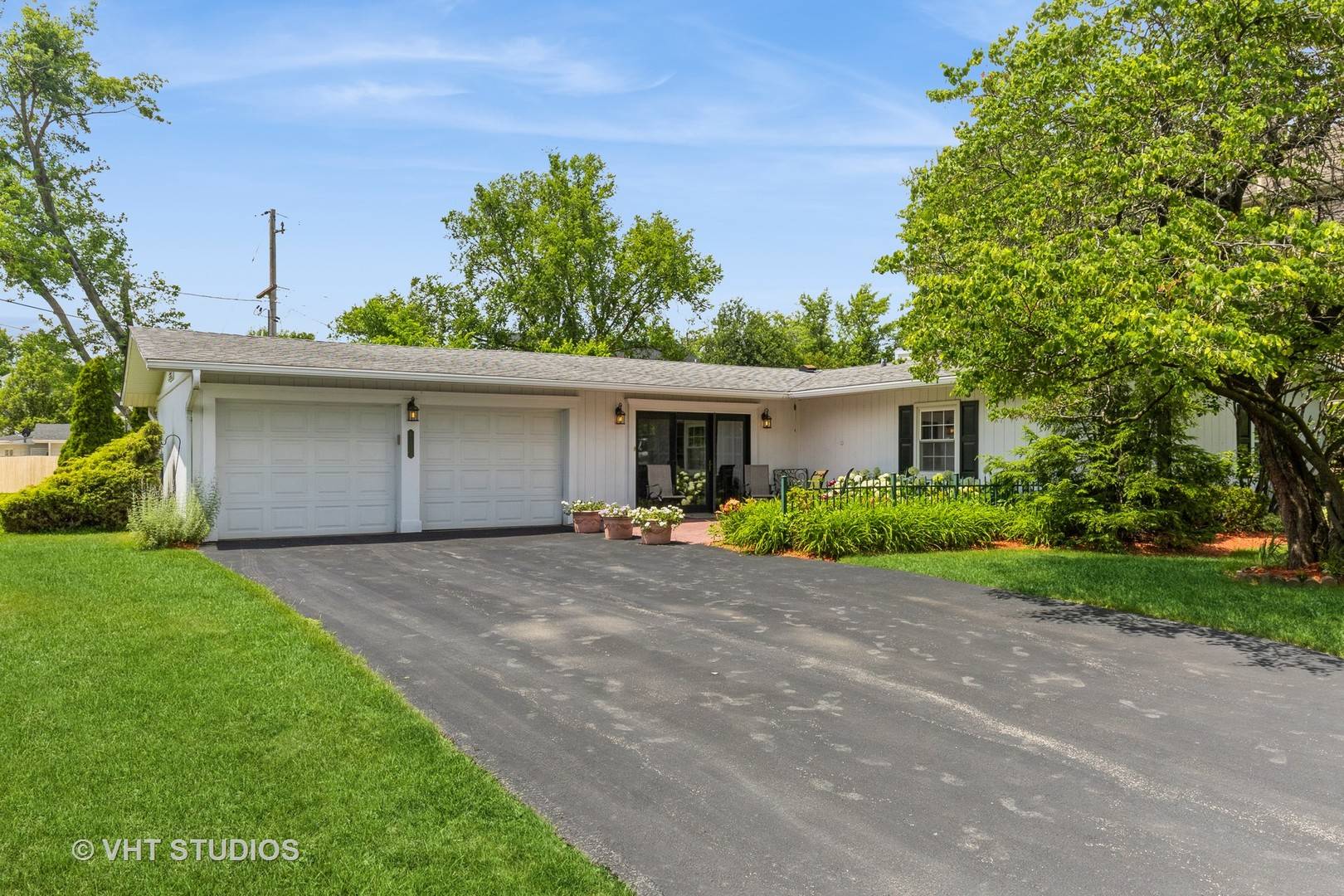 Hinsdale, IL 60521,5550 S Quincy Street
