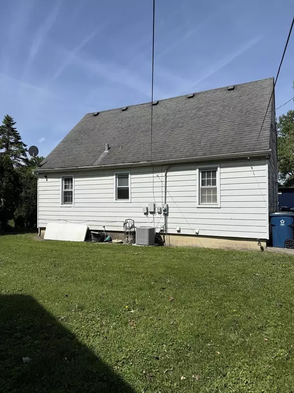 Steger, IL 60475,3035 Peoria Street
