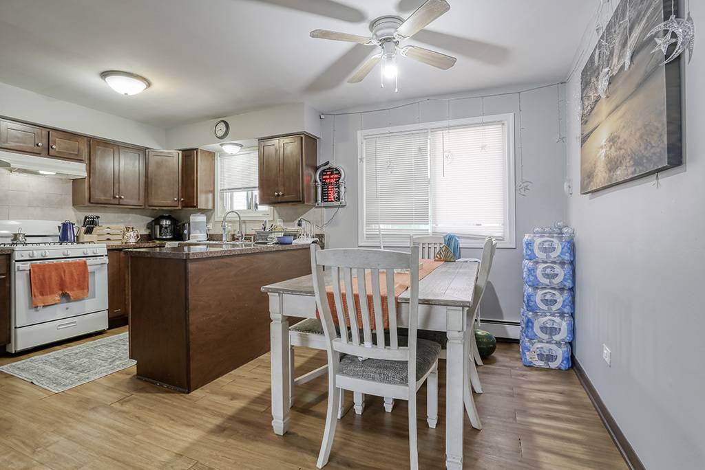 Chicago Ridge, IL 60415,10634 Parkside Avenue