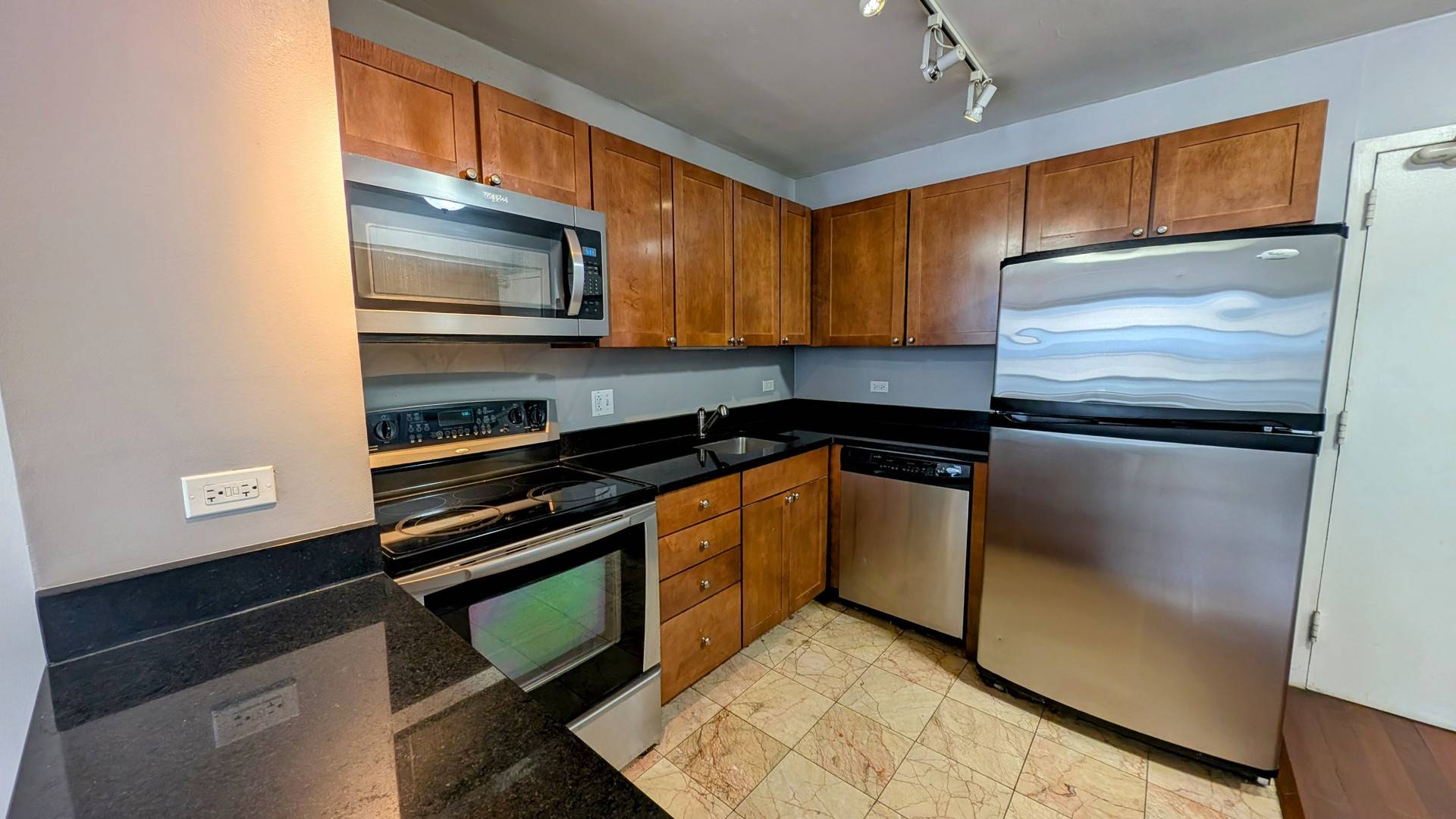 Chicago, IL 60611,222 E PEARSON Street #2203