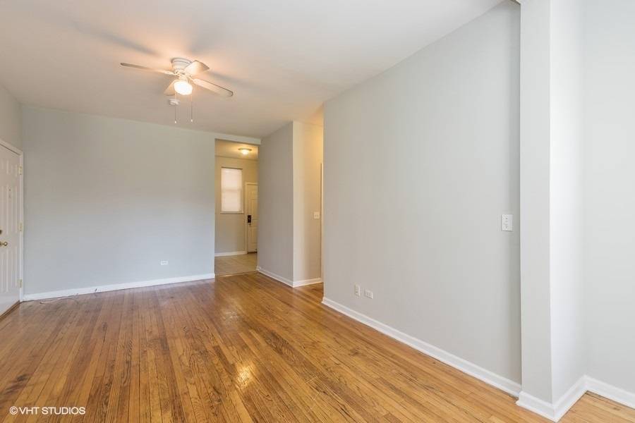 Chicago, IL 60653,435 E Oakwood Boulevard #30