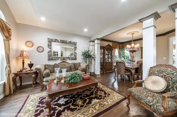 Streamwood, IL 60107,144 Rosewood Drive