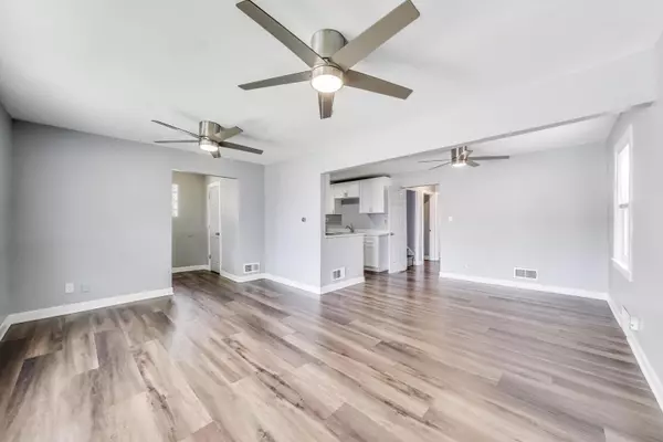 Brookfield, IL 60513,4118 Prairie Avenue