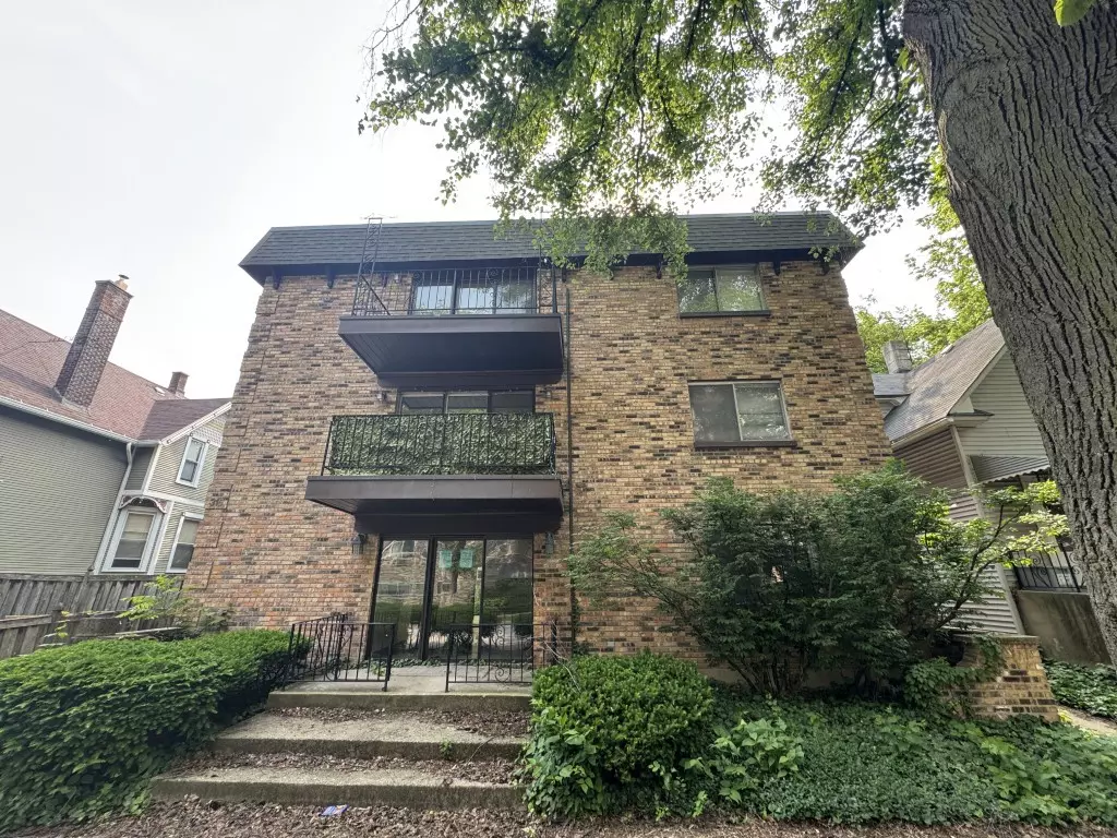 Forest Park, IL 60130,316 MARENGO Avenue #3C