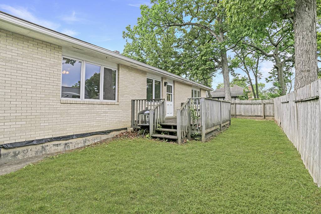 Willow Springs, IL 60480,1310 Vinewood Avenue