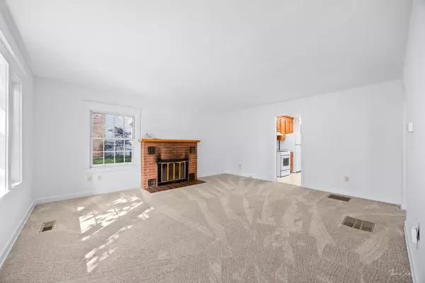 Oswego, IL 60543,325 Douglas Street