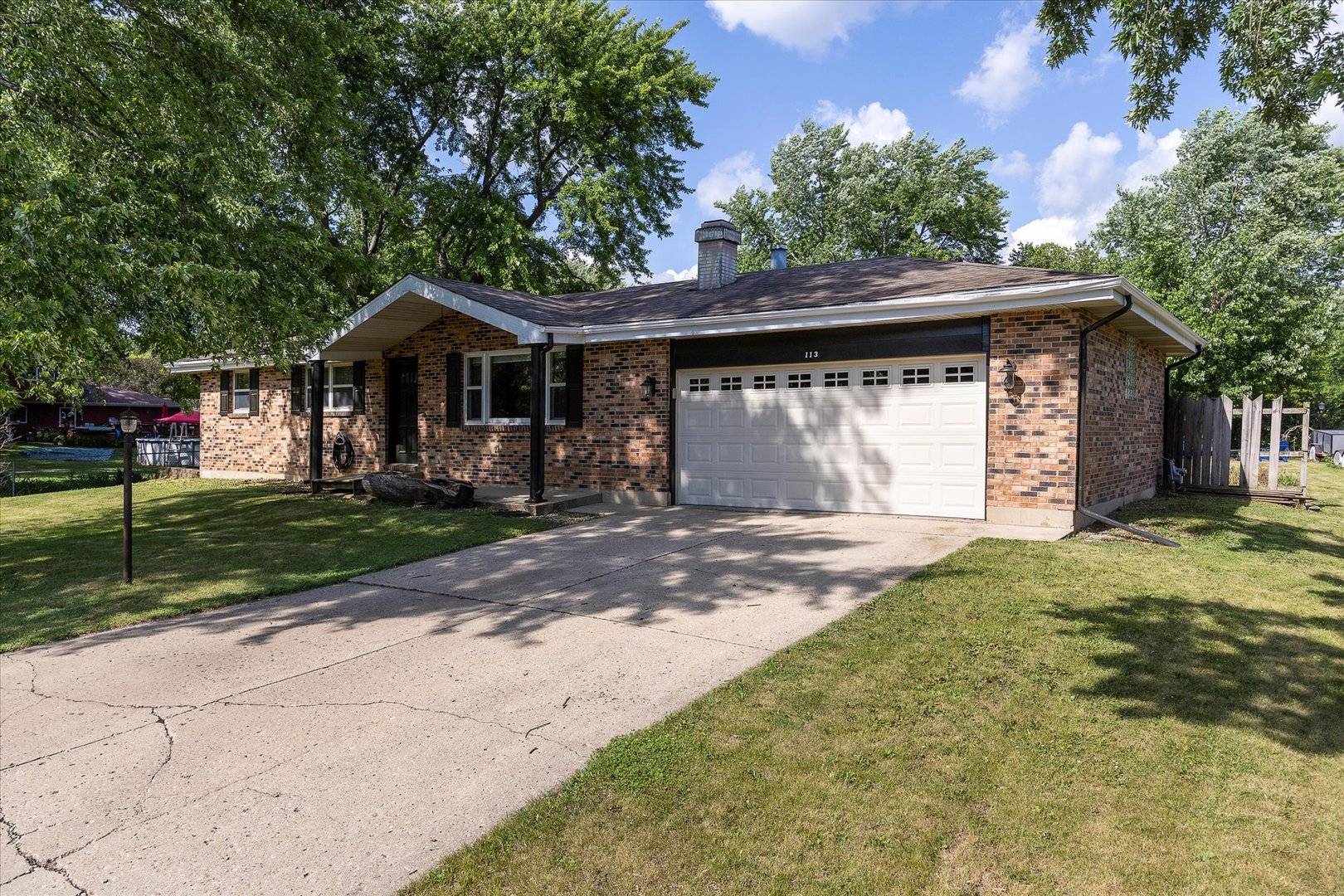 113 Poplar Road, Yorkville, IL 60560