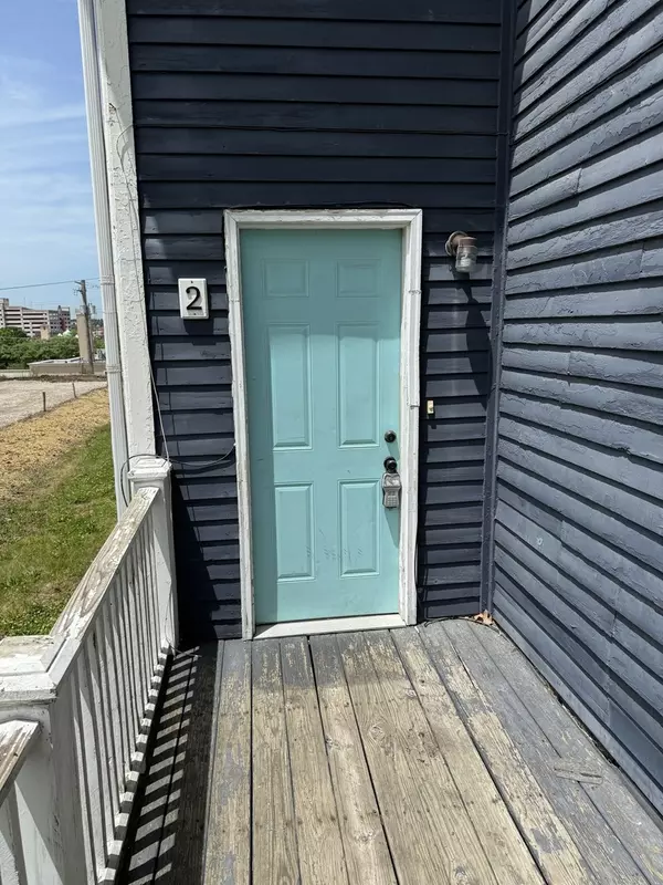 Aurora, IL 60505,86 N 4th Street #2