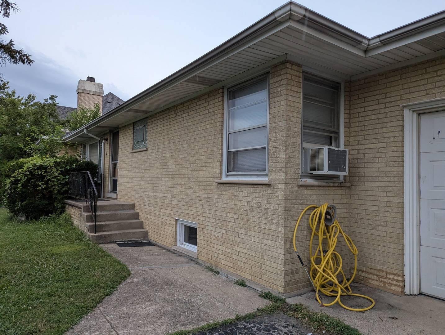 Burr Ridge, IL 60527,219 W 79th Street