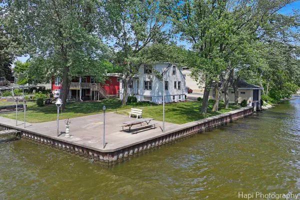 Fox Lake, IL 60020,36 S PISTAKEE LAKE Road