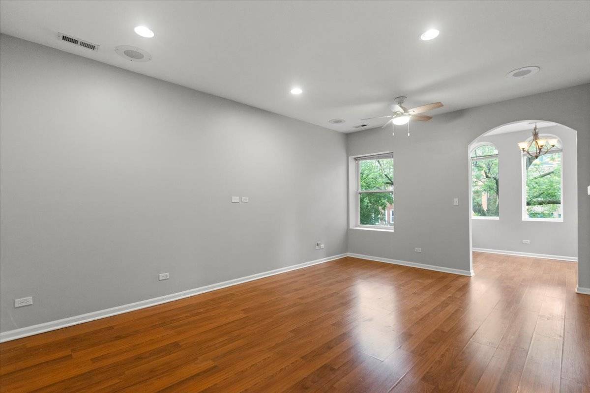Chicago, IL 60626,7717 N Marshfield Avenue #GARDEN