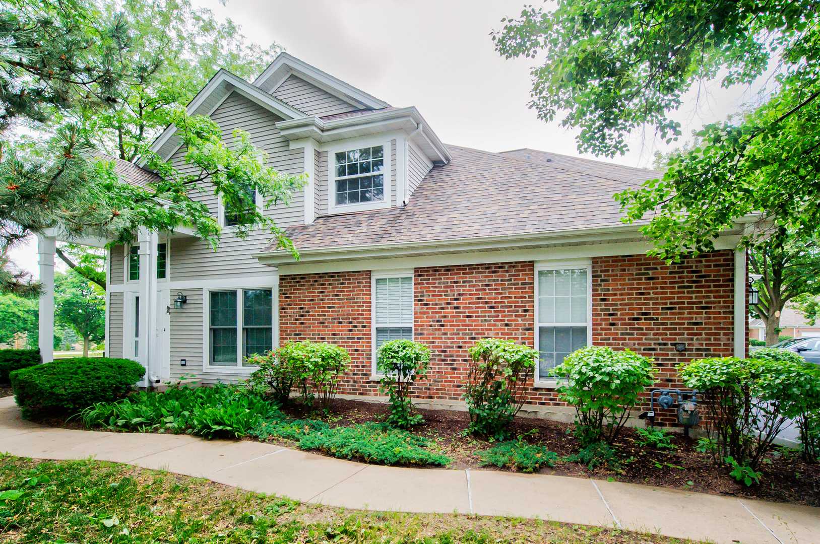 Arlington Heights, IL 60004,2015 N Silver Lake Road #1