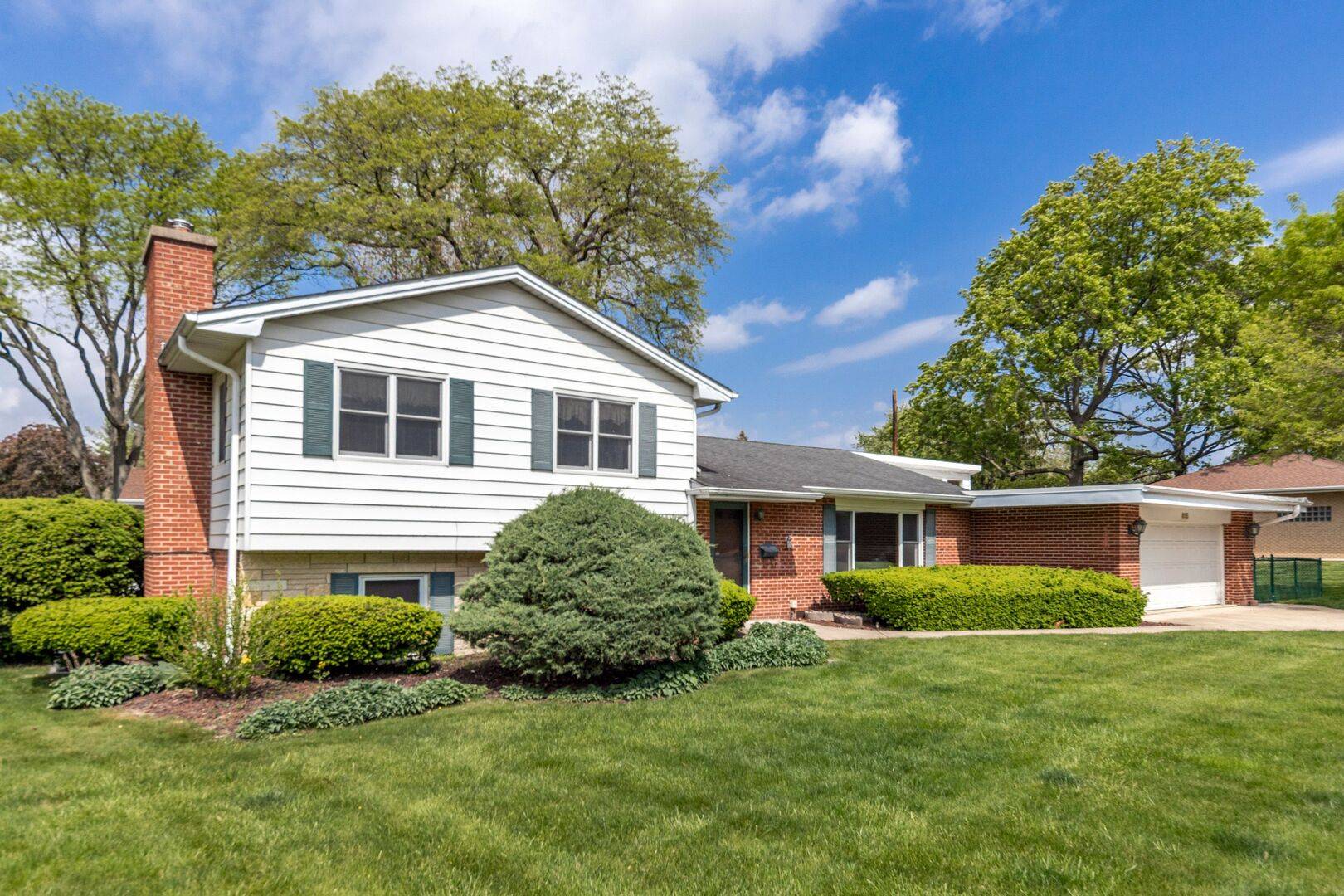 Naperville, IL 60540,815 Santa Maria Drive