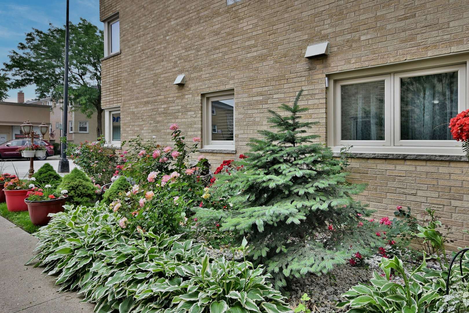 Chicago, IL 60656,6959 W HIGGINS Avenue #3S
