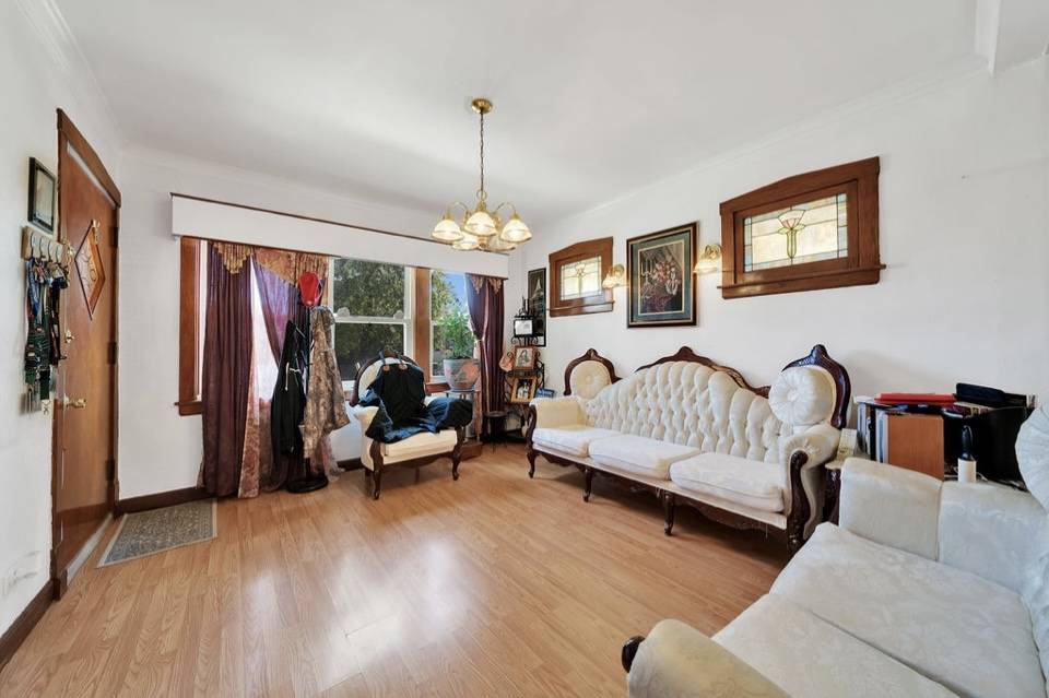 Berwyn, IL 60402,2816 Cuyler Avenue