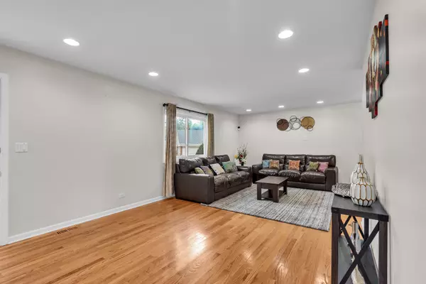 Buffalo Grove, IL 60089,633 Buckthorn Terrace