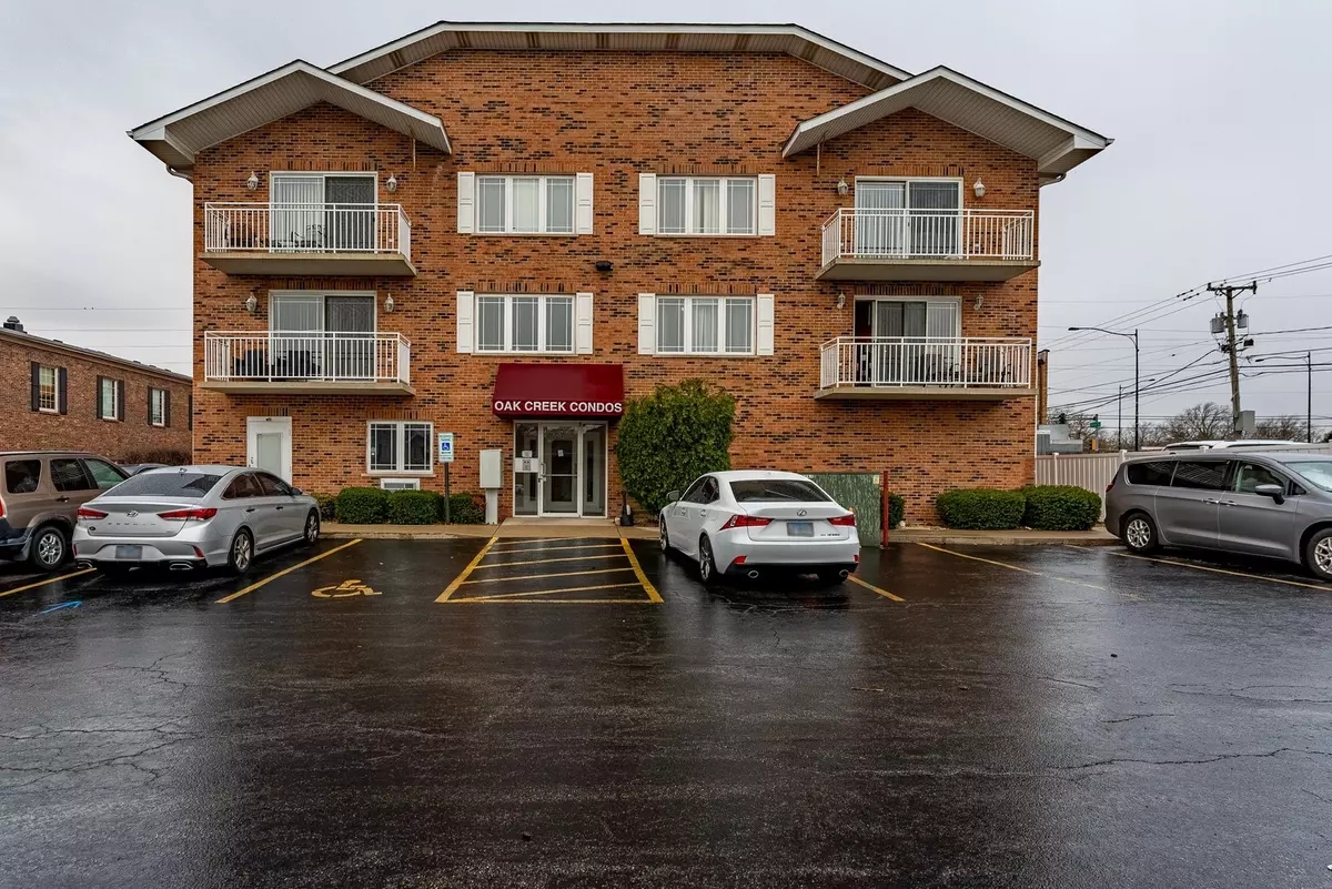 Oak Forest, IL 60452,15505 Cicero Avenue #2C