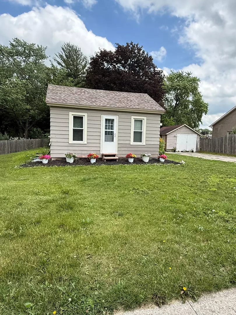 Marengo, IL 60152,423 Maple Street