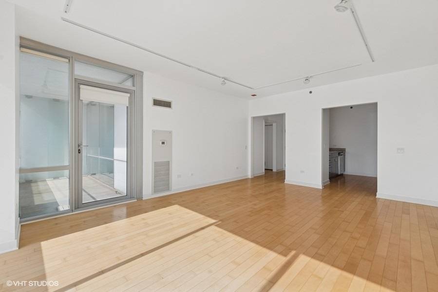 Chicago, IL 60601,8 E Randolph Street #3007