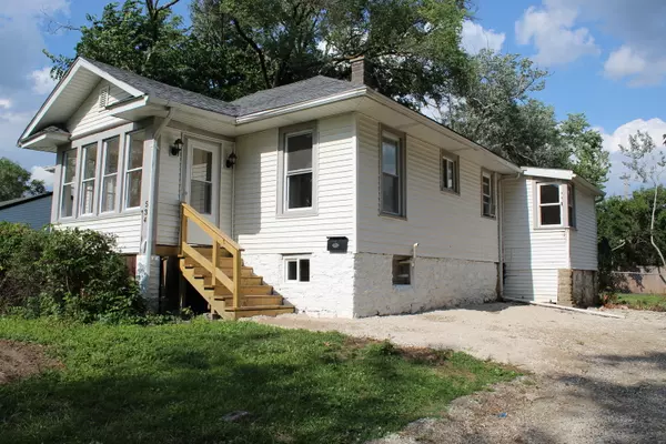 Joliet, IL 60432,534 Mohawk Street