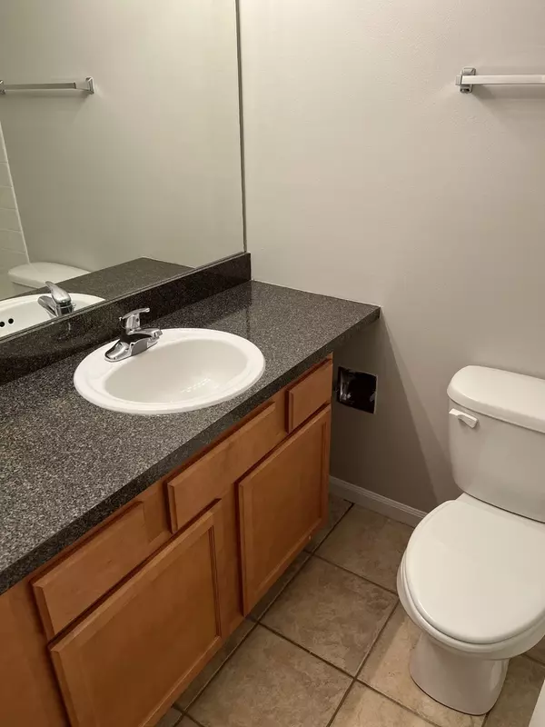 Lisle, IL 60532,5904 Forest View Road #3F