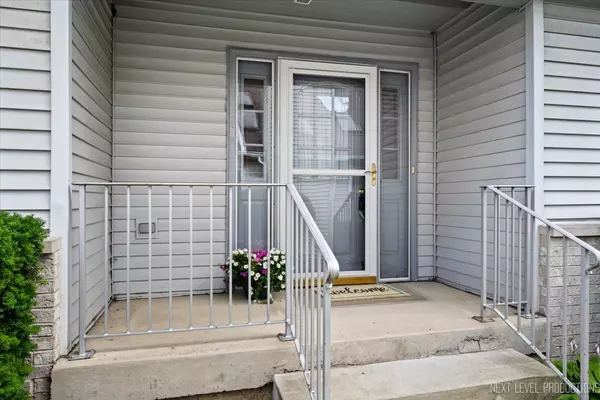 St. Charles, IL 60174,805 Thornwood Drive